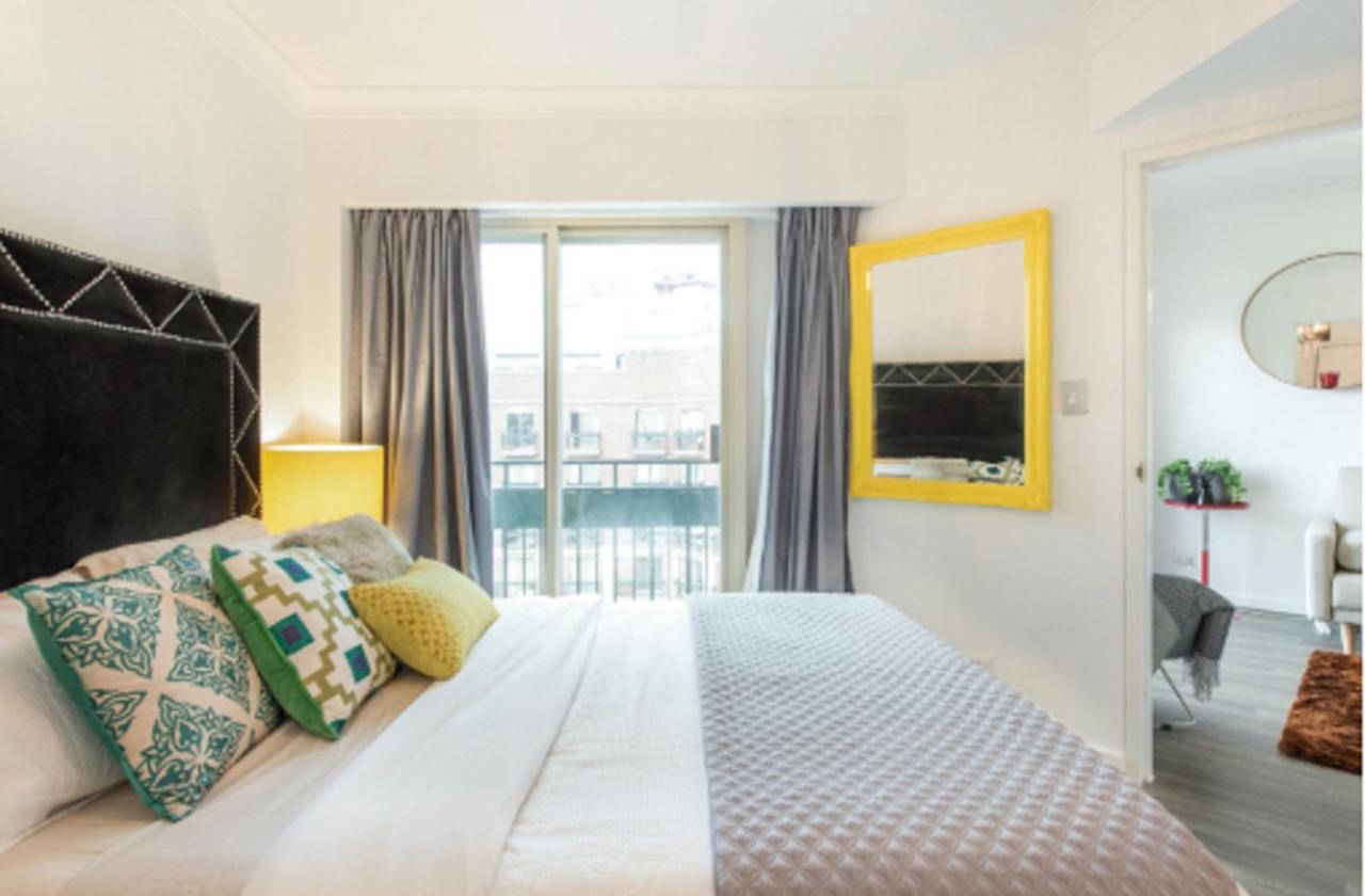 Rivergate Apartment With Central View ホーチミン市 エクステリア 写真
